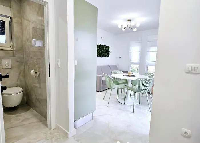 Semesterbostad Casa Piccola Trogir