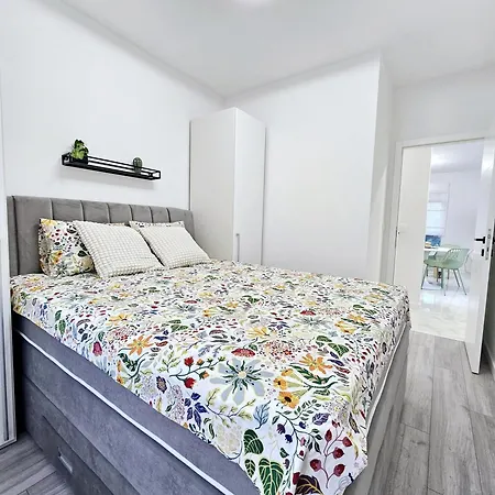 Casa Piccola Trogir